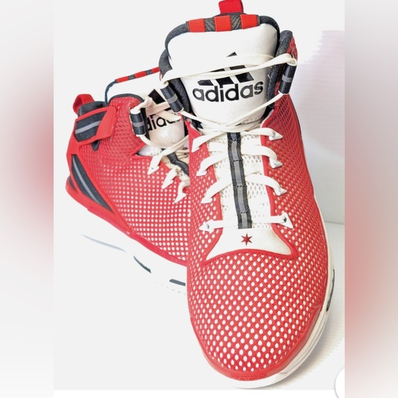 Vintage Adidas D Rose 6 Boost Red Women’s Chicago Bulls Basketball - Picture 2 of 8